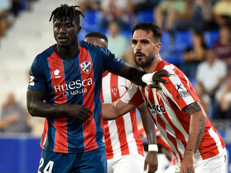 Obeng ante el Real Sporting
