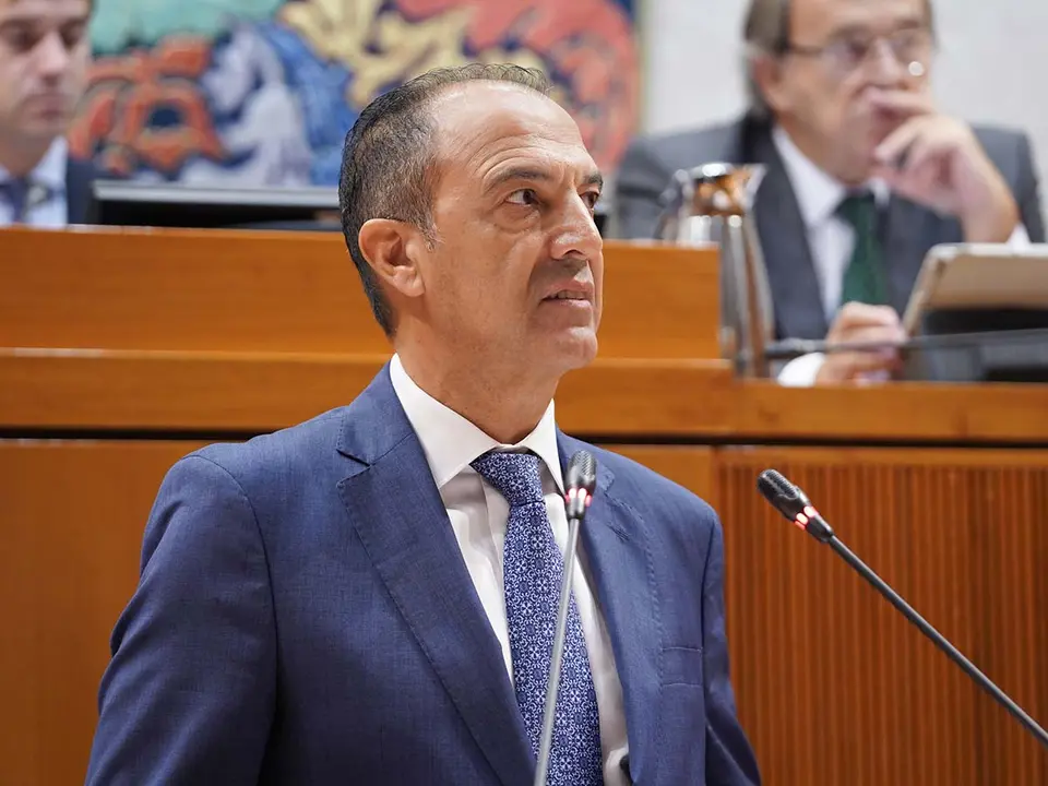 La oposici&oacute;n ha criticado la falta de coordinaci&oacute;n e informaci&oacute;n durante el brote. Foto: Cortes de Arag&oacute;n