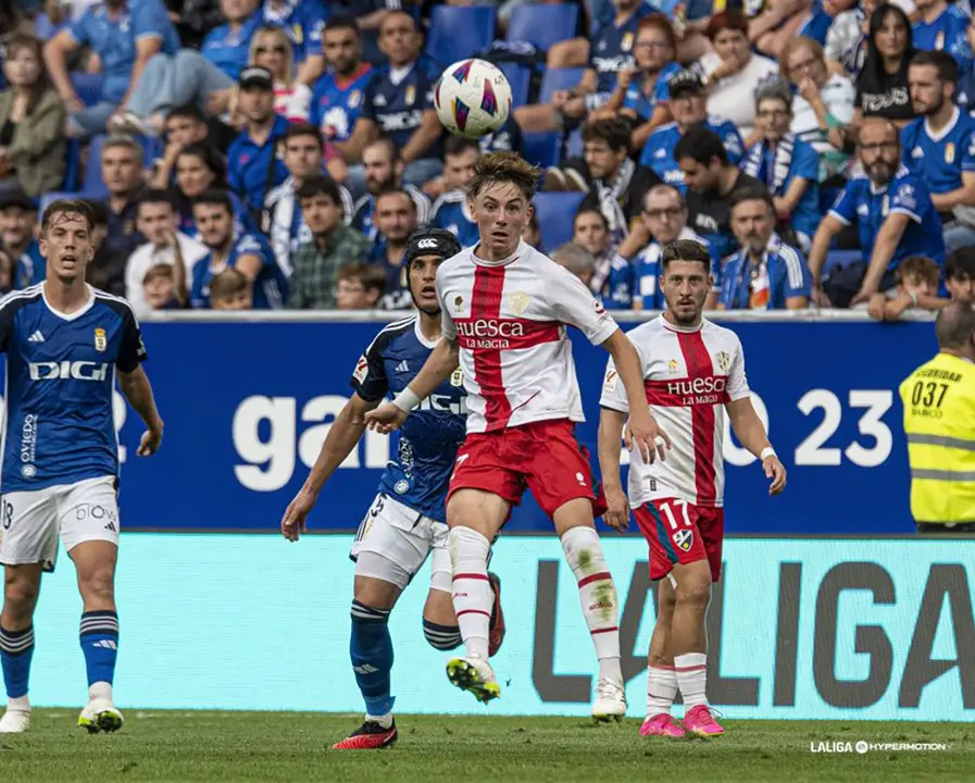 Una victoria de nueve deja al Huesca con la necesidad imperiosa de vencer al Eldense. Fotograf&iacute;a: LaLiga.