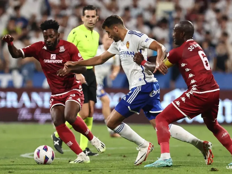 El Real Zaragoza pierde ante el Alcorc&oacute;n por cero a dos en La Romareda
