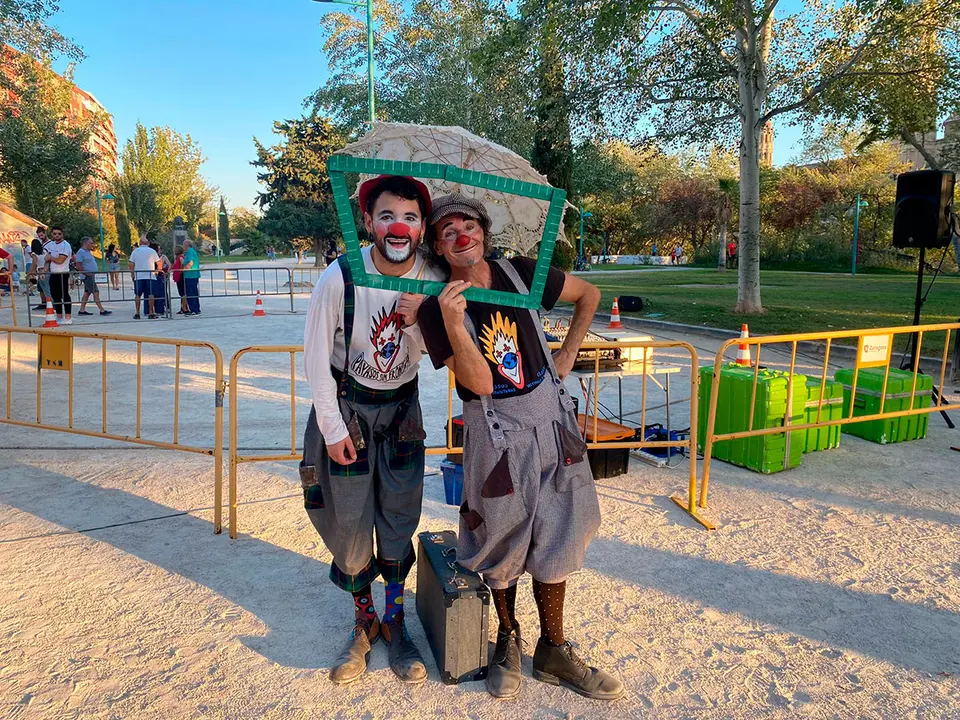 La ONG Payasos sin Fronteras ha celebrado esta tarde su trig&eacute;simo aniversario con una gala solidaria en el parque Macanaz.