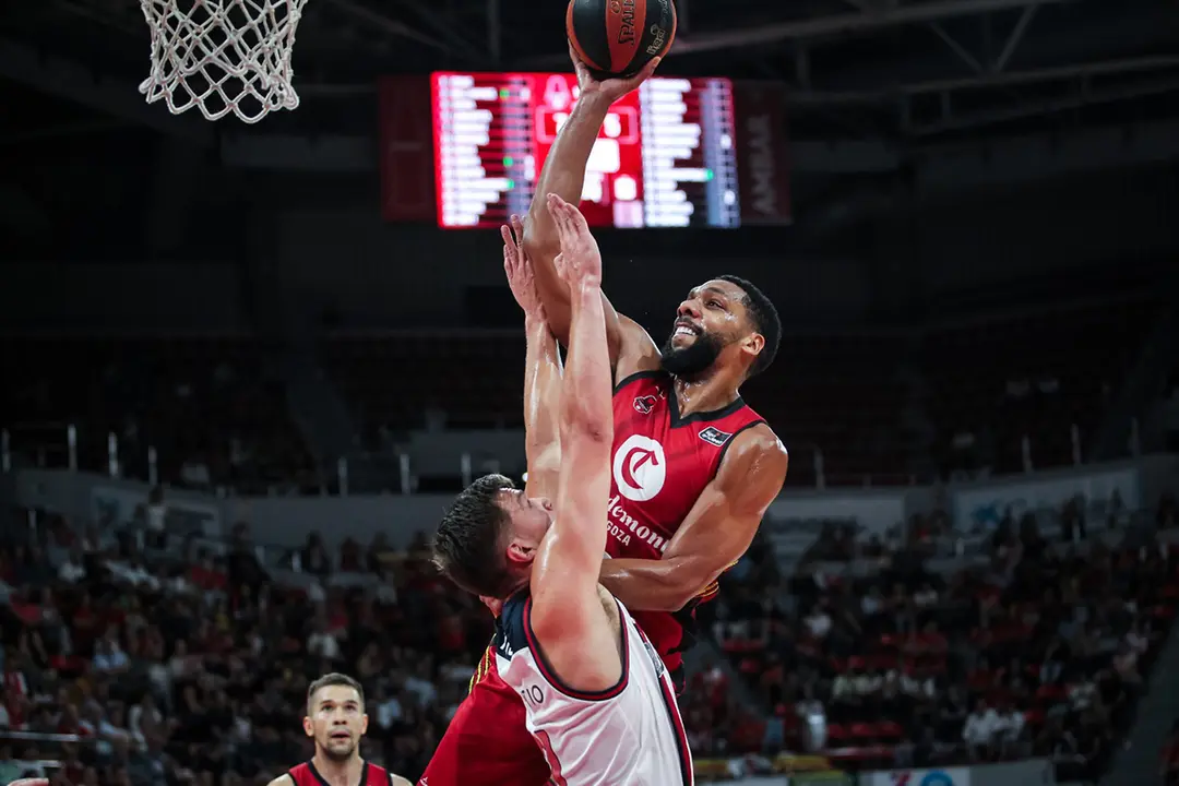 Mark Smith y Okafor fueron los mejores jugadores del Casademont sumando 22 y 14 puntos respectivamente. Fotograf&iacute;a: Casademont Zaragoza.