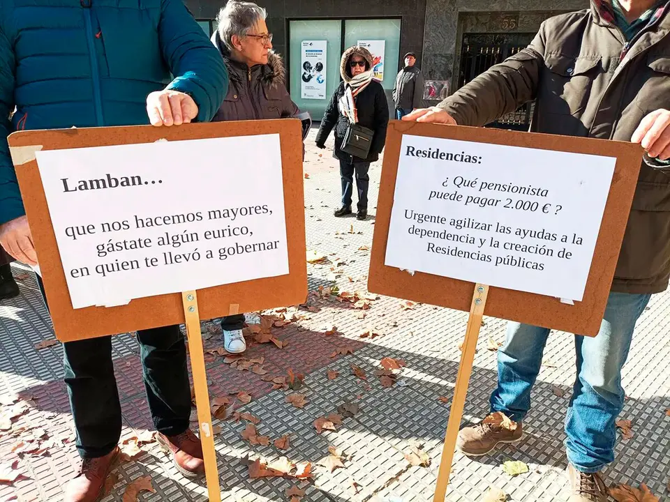 Asociaciones vecinales se manifestar&aacute;n en el Actur para exigir la construcci&oacute;n de una residencia de mayores p&uacute;blica y para denunciar los precios elevados de las residencias privadas del barrio.