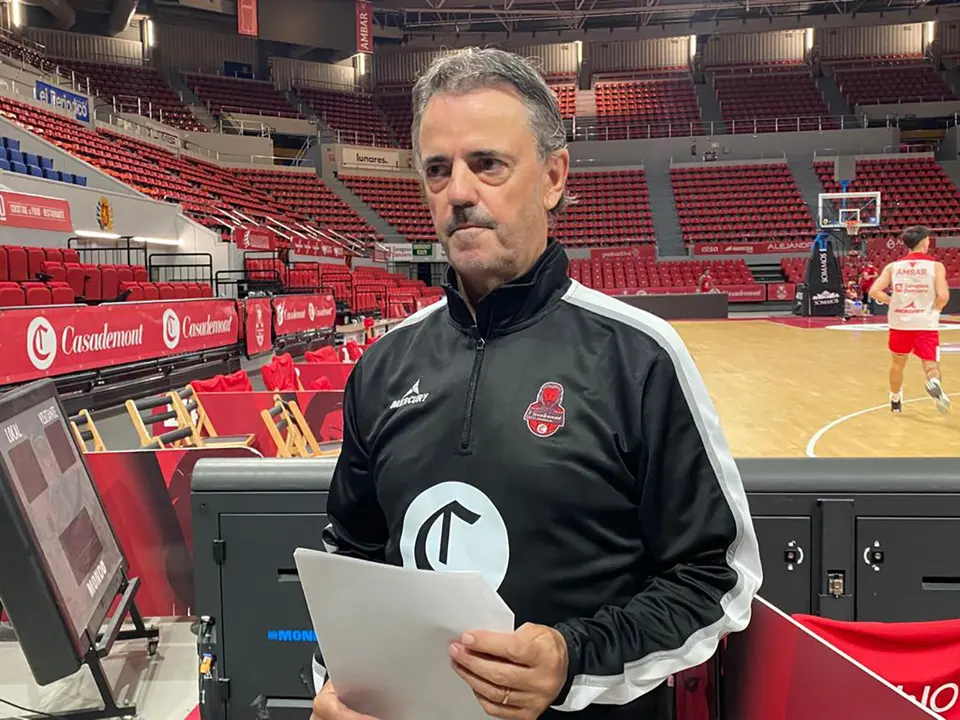 Porfirio analiza el encuentro ante el Barcelona.