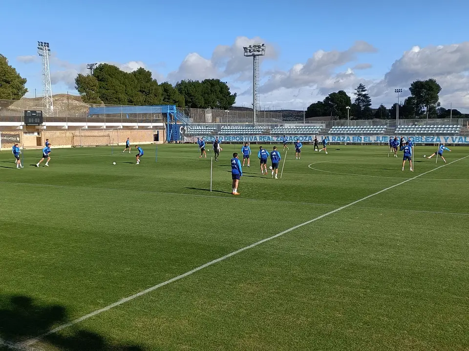 Entrenamiento del Real Zaragoza en la Ciudad Deportiva