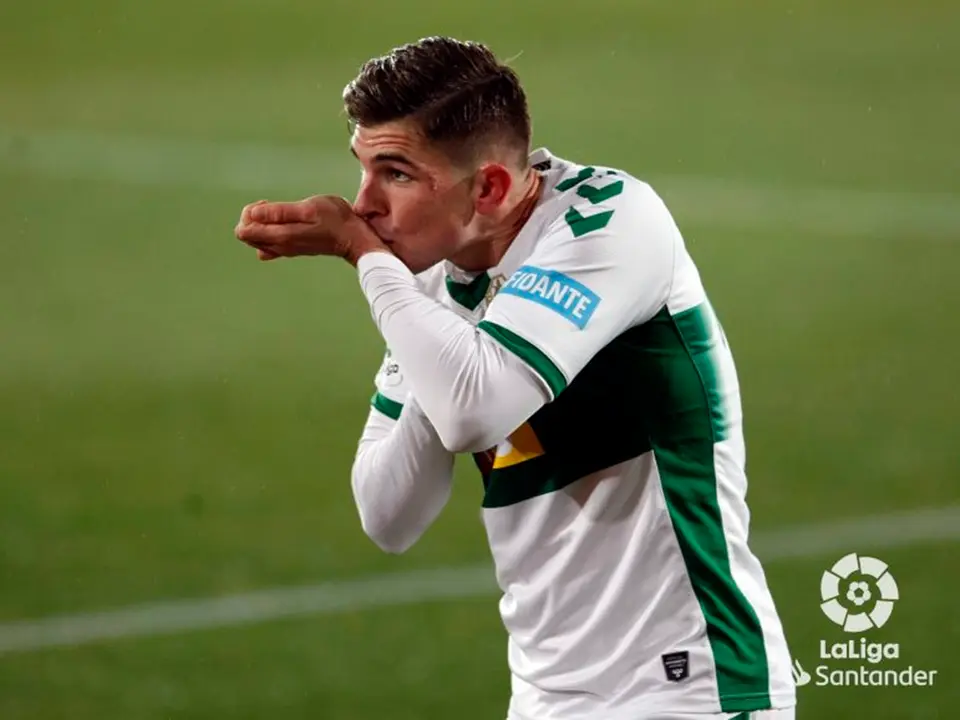 En territorio valenciano ha jugado un total de 110 partidos, 18 m&aacute;s que con el Real Zaragoza, en los que ha anotado un total de cuatro tantos y proporcionado dos asistencias. Fotograf&iacute;a: LaLiga.