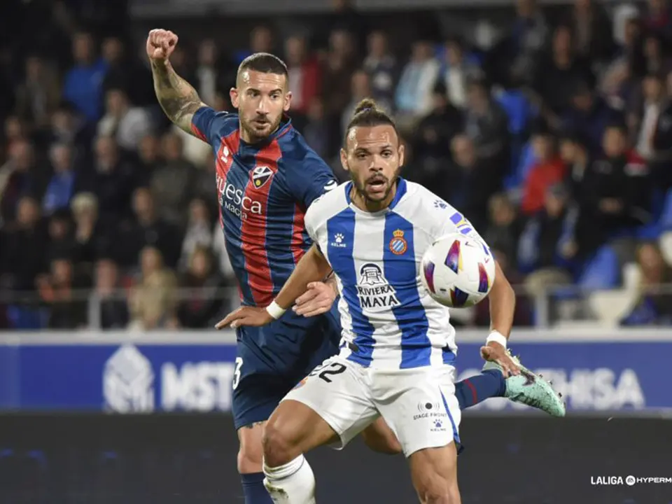 El gol de Vilarrasa signific&oacute; un punto. Fotograf&iacute;a: LaLiga Hypermotion.