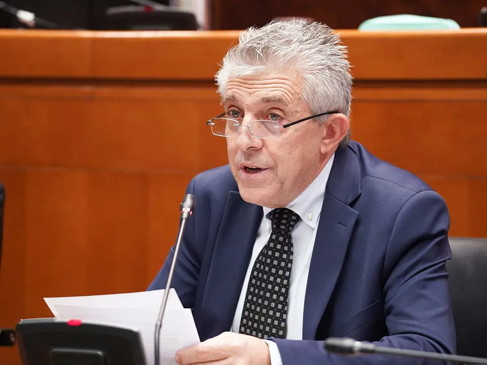 Samper ha ensalzado el crecimiento de fondos propios respecto a este a&ntilde;o. Foto: Cortes de Arag&oacute;n