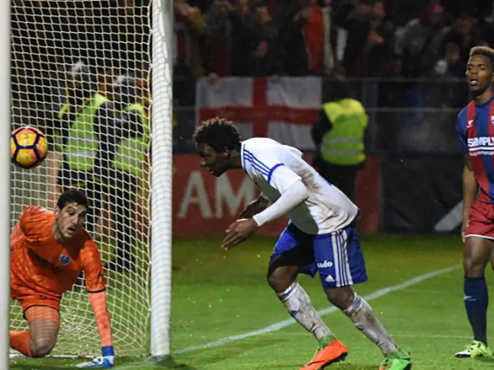 Jean Marie Dongou se erige, con tres goles, como inesperado pichichi de los partidos entre el Real Zaragoza y la Sociedad Deportiva Huesca

