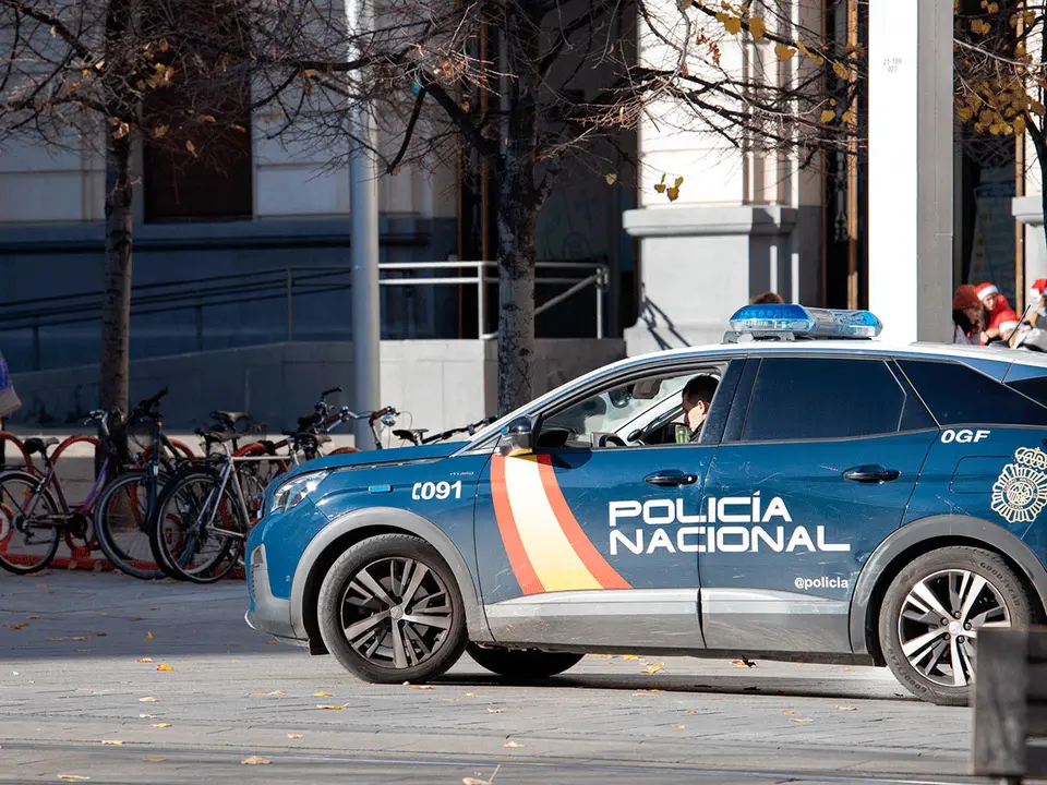 Polic&iacute;a Nacional