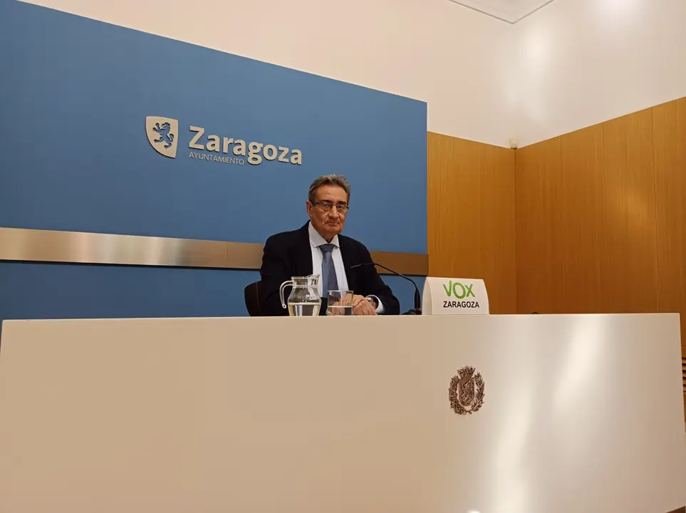 Calvo ha exigido al Gobierno de Espa&ntilde;a que subsane tambi&eacute;n esta deficiencia del Ayuntamiento de Zaragoza con la concesi&oacute;n de una ayuda directa equivalente.