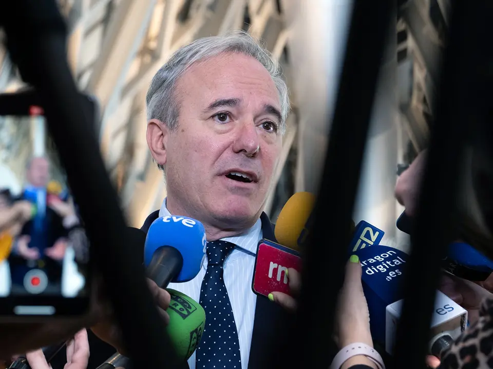 Azc&oacute;n ha realizado estas declaraciones a los medios de comunicaci&oacute;n antes de participar en el Foro de la Movilidad Sostenible celebrado en el Mobility City