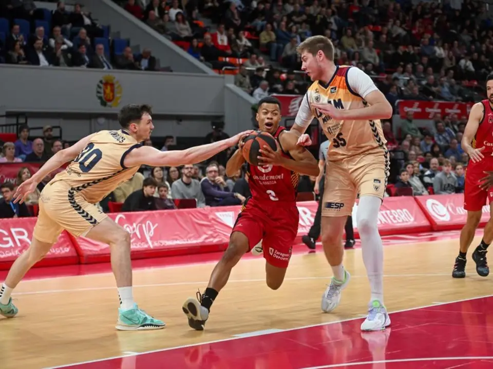 El Casademont Zaragoza ha vencido por 82-76 al UCAM Murcia y rompe la racha de tres partidos sin ganar