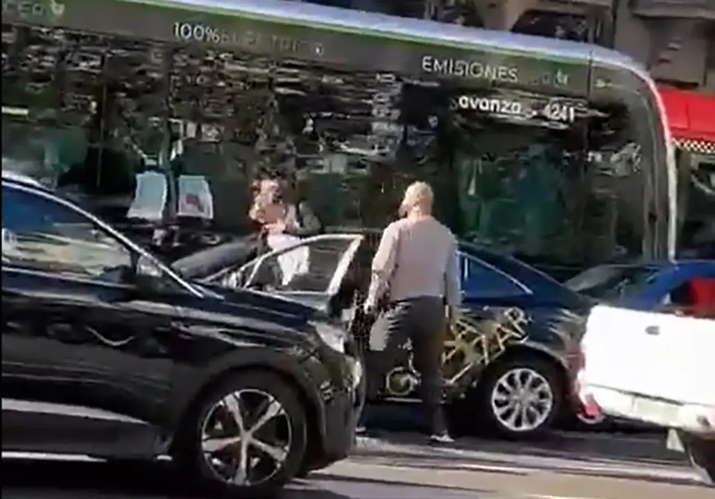 Momento de la agresi&oacute;n a la conductora de Uber