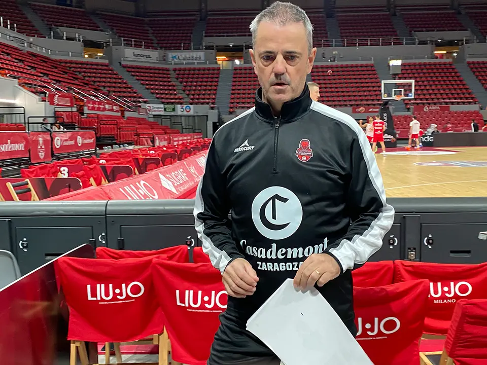 El t&eacute;cnico ha confirmado que no piensa en la Copa del Rey y sigue centrado en la permanencia. 