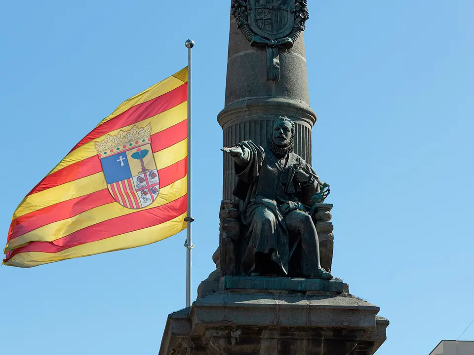 Imagen de Archivo. Monumento al Justicia de Arag&oacute;n.