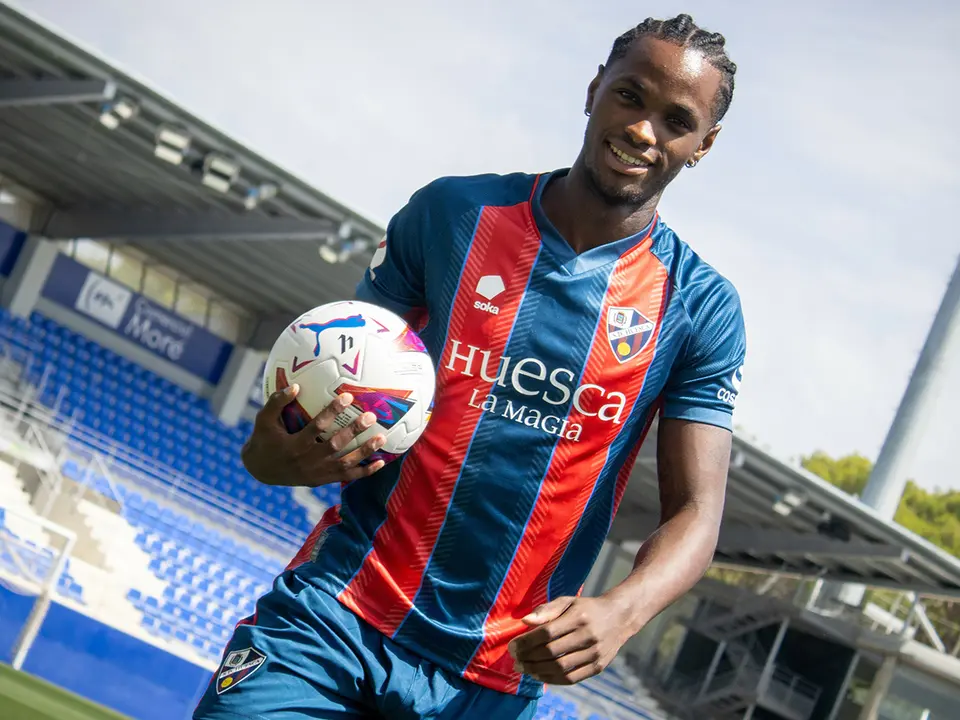 Lo normal ser&iacute;a que el jugador se perdiera el choque copero ante el Rayo Vallecano y los dos ligueros ante el Sporting y Eibar. Fotograf&iacute;a: S.D. Huesca.