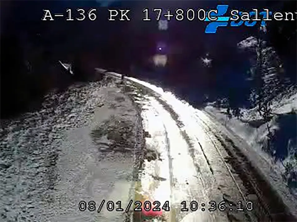 Una de las carreteras donde es obligatorio circular con cadenas es la A-136 en Sallent de G&aacute;llego
