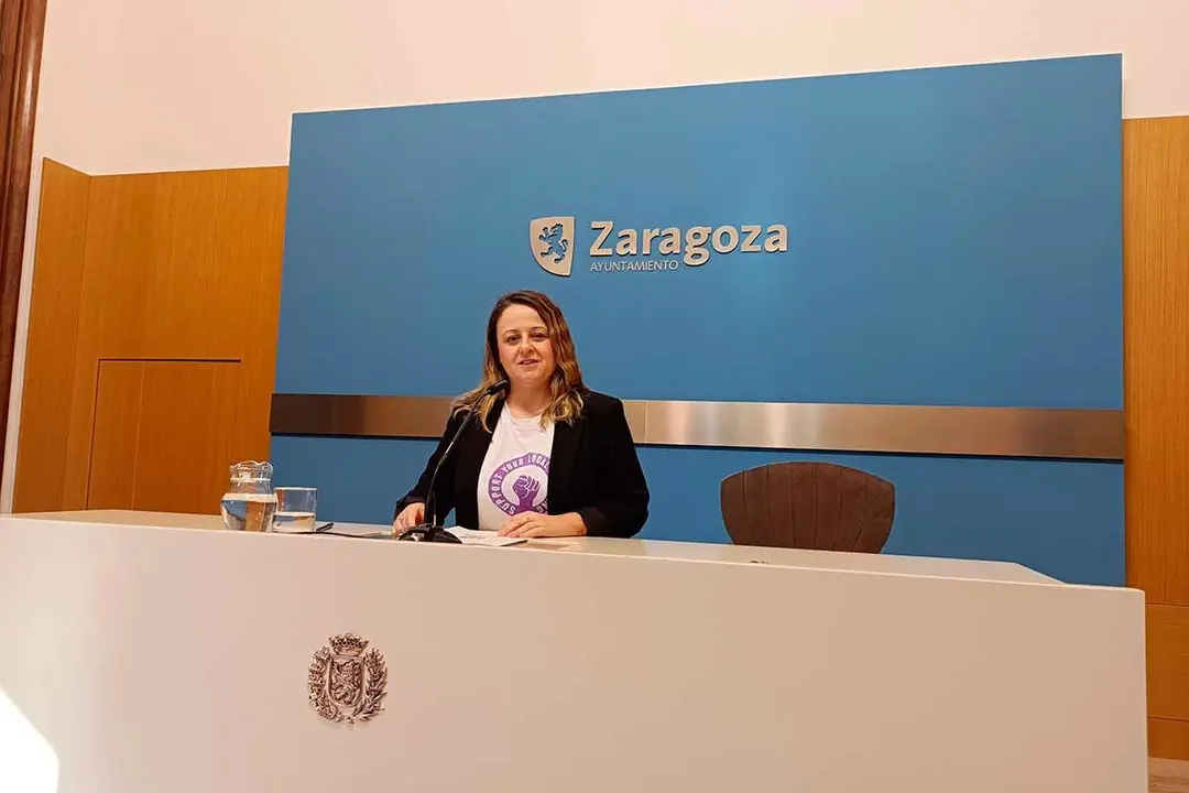 Elena Tom&aacute;s pide crear el carril bici en el Paseo de Pamplona y Mar&iacute;a Agust&iacute;n puesto que es &ldquo;el &uacute;nico eje radial que queda sin carril.