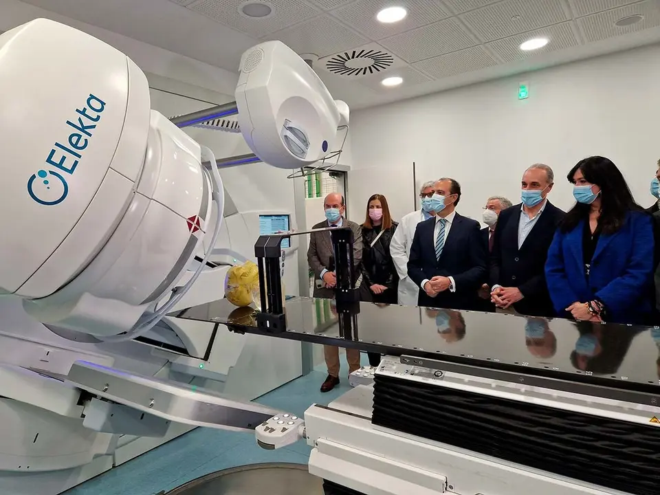 El consejero y la alcaldesa han visitado las instalaciones. Foto: Gobierno de Arag&oacute;n