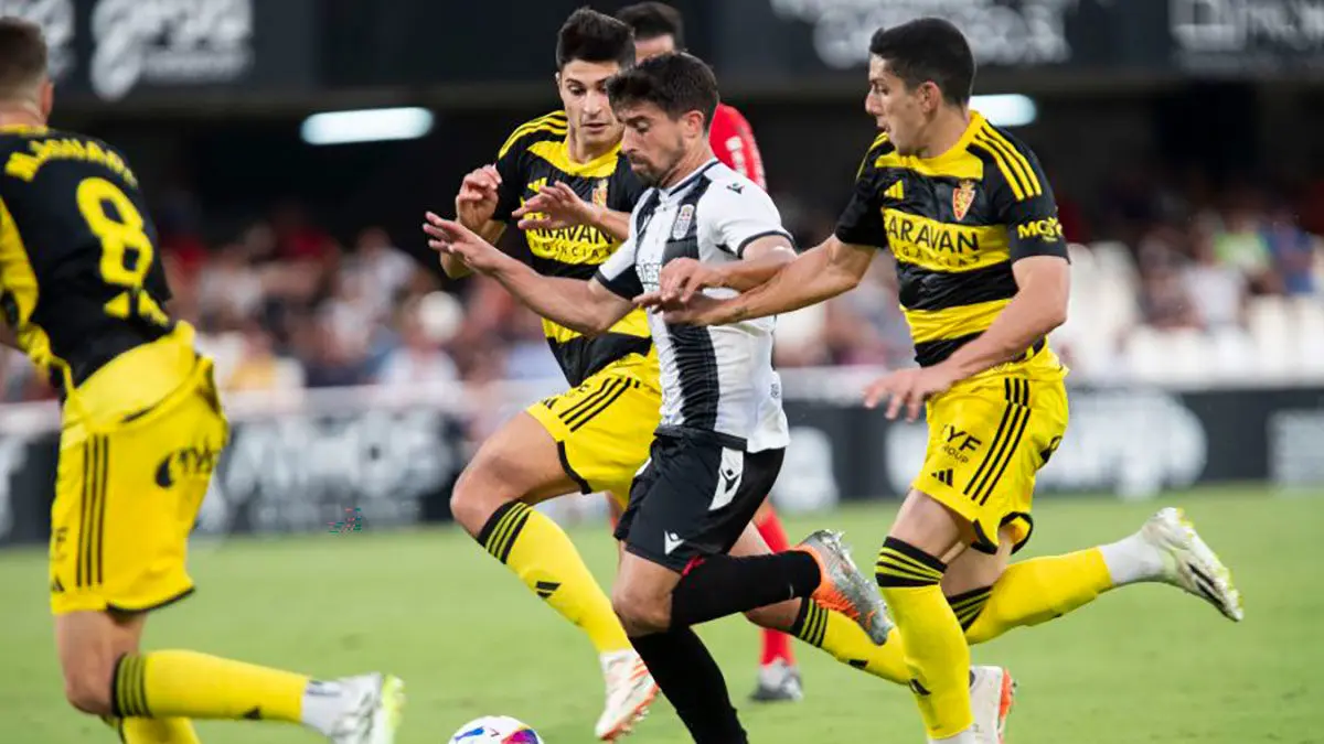 El Cartagena ha pasado de ser colista a ser el mejor equipo de Segunda.