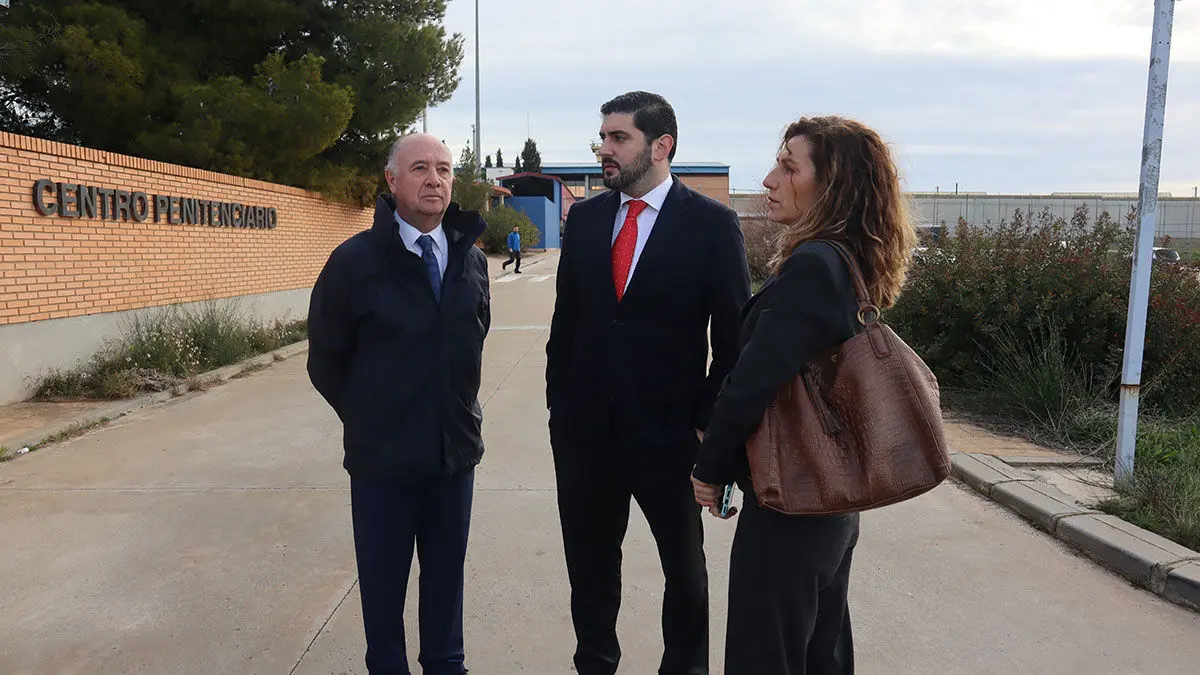 Nolasco, en el exterior de la c&aacute;rcel. Foto: Gobierno de Arag&oacute;n