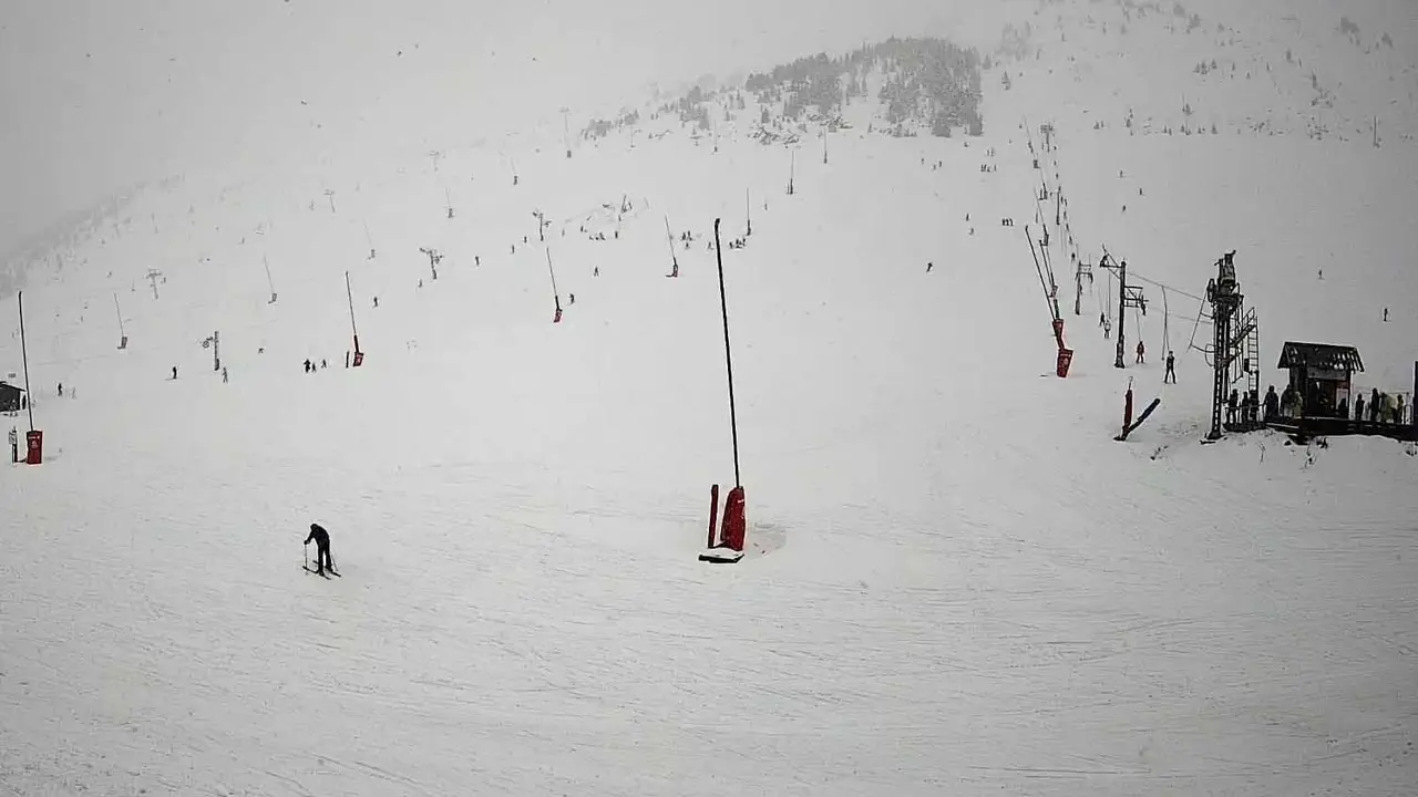 Las pistas de esqu&iacute; del Pirineo, de no haber ampliaci&oacute;n, finalizar&aacute;n la temporada el pr&oacute;ximo domingo 7 de abril. Foto: Ast&uacute;n-Candanch&uacute;