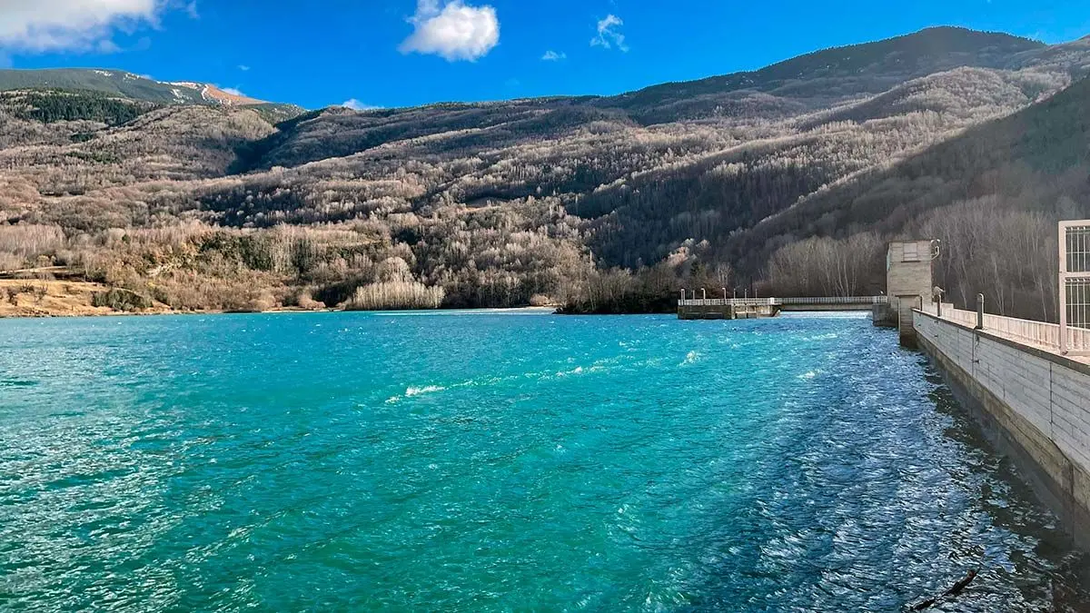 Imagen de archivo de un embalse.