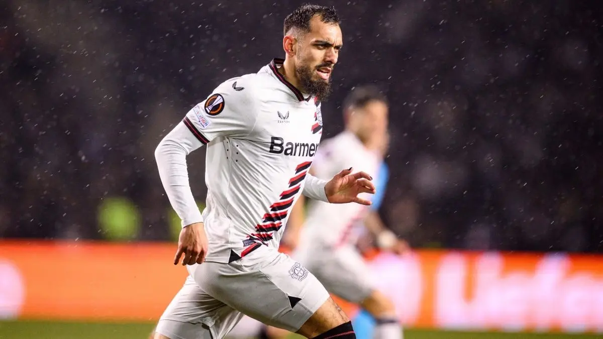 Borja Iglesias gan&oacute; la Bundesliga con el Bayer Leverkusen. Foto: @bayer04fussball