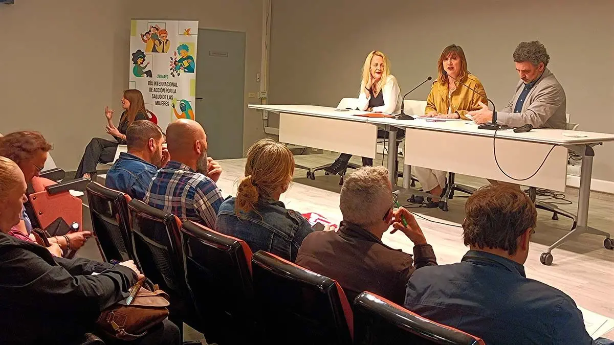 El PSOE se ha reunido con diversas entidades sociales y sindicatos de la Polic&iacute;a Local