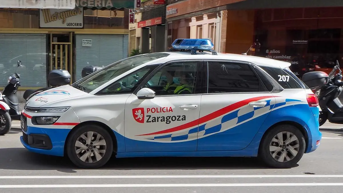 Implicado en un accidente de coche en Zaragoza y se niega a realizar las pruebas de alcohol