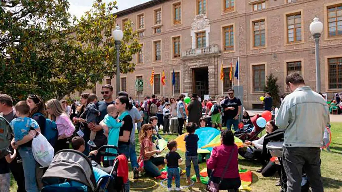 Ma&ntilde;ana de celebraci&oacute;n en el Pignatelli: las familias piden m&aacute;s conciliaci&oacute;n y medidas