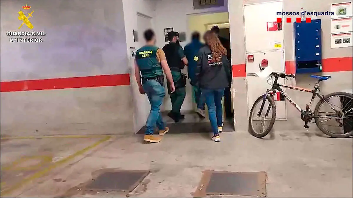 Imagen de una de las detenciones. Foto: Guardia Civil