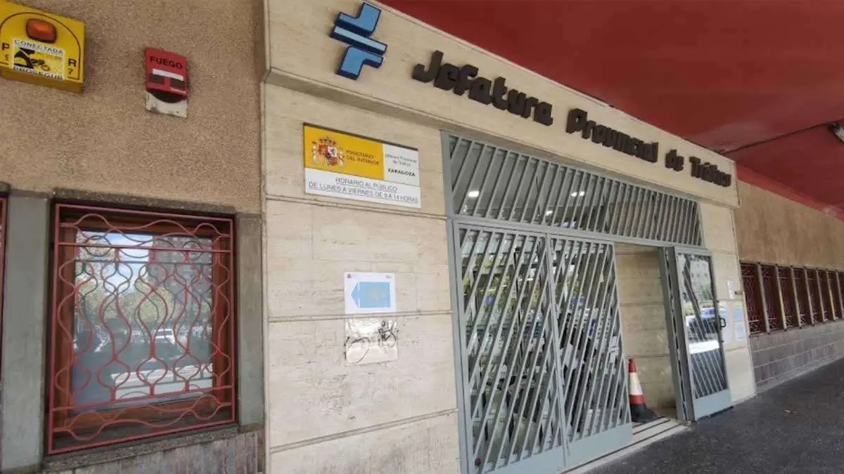 Los hechos ocurrieron en la Jefatura Provincial de Tr&aacute;fico de Zaragoza.