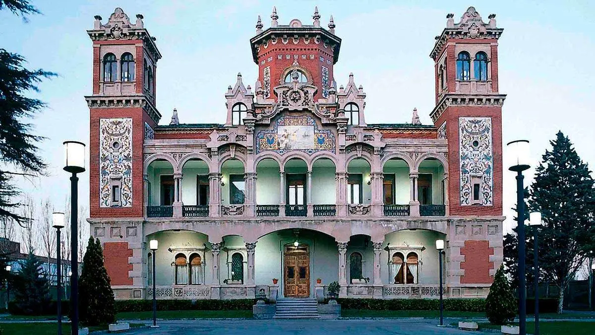 Palacio de Larrinaga de Zaragoza
