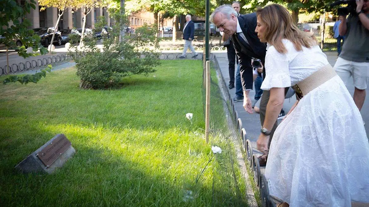 Las autoridades de Arag&oacute;n han rendido homenaje a Miguel &Aacute;ngel Blanco