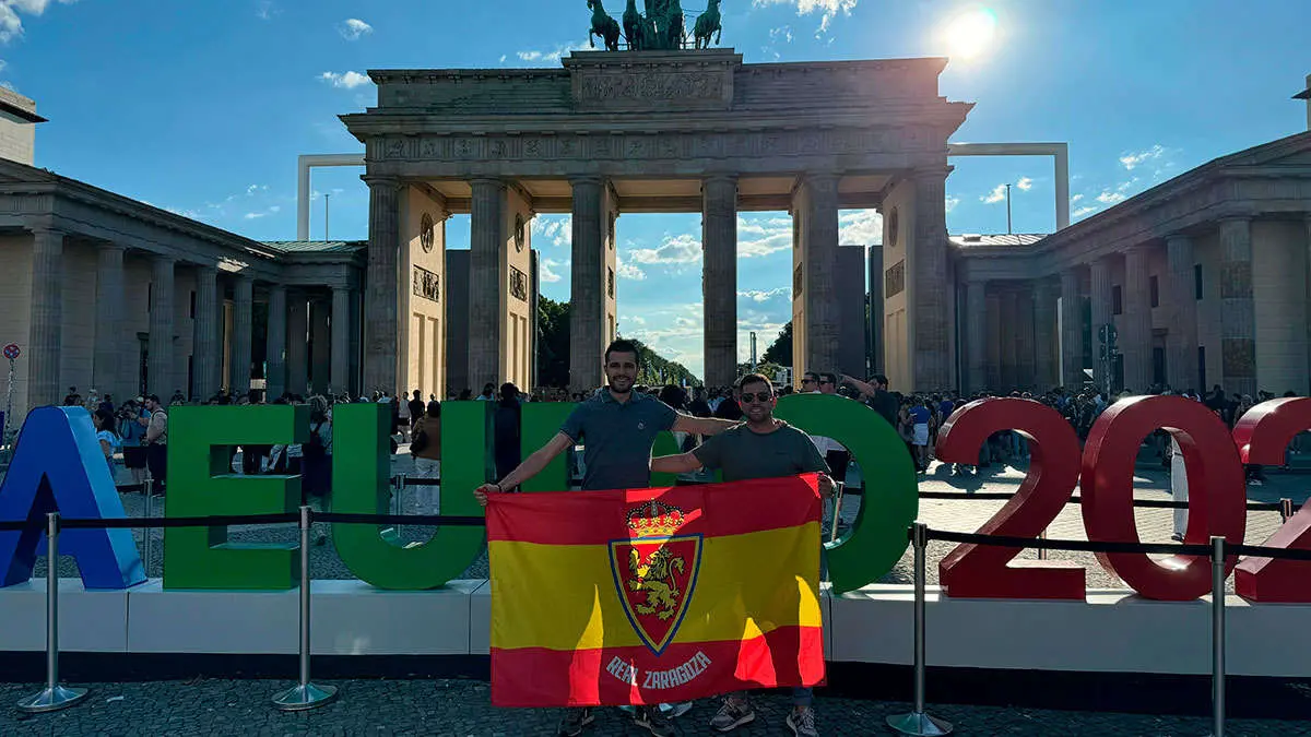 Arag&oacute;n y el Real Zaragoza ya toma las calles de Berl&iacute;n.