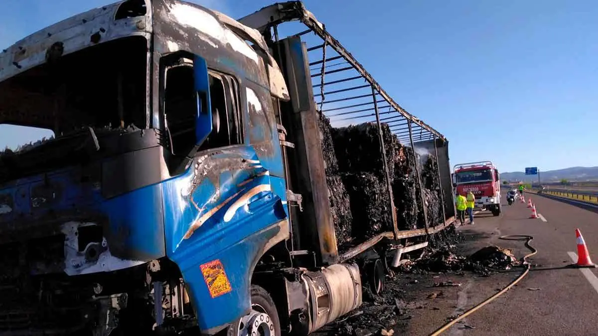 incendio-carton-cari&ntilde;ena