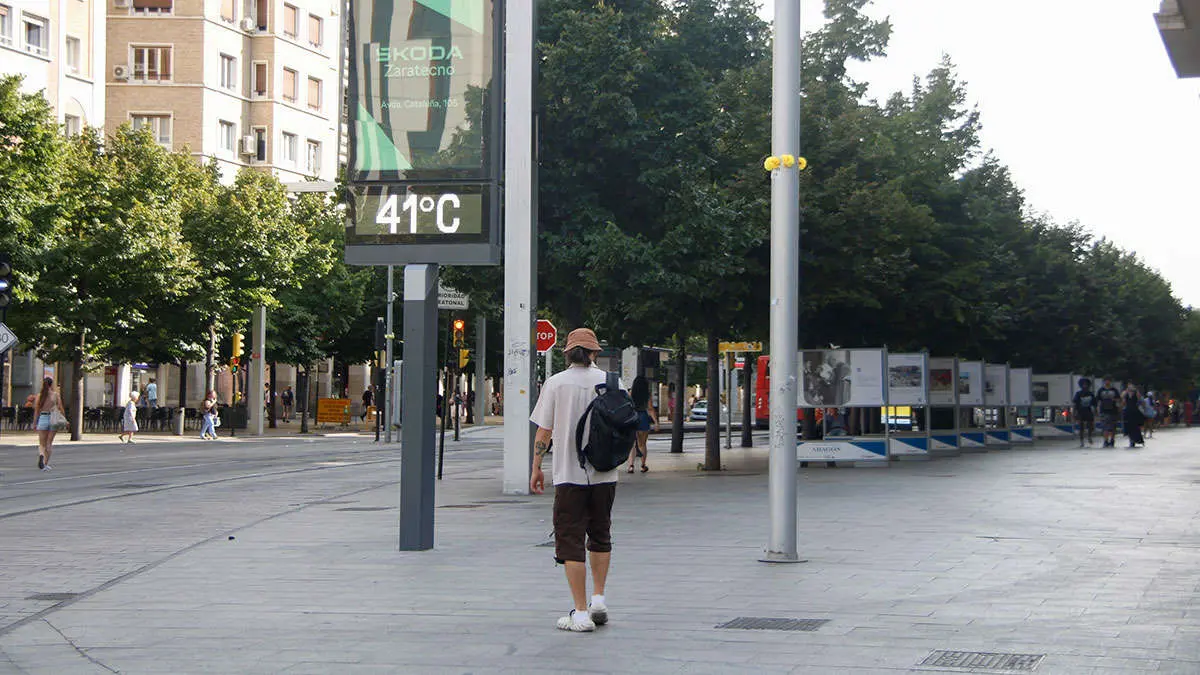 Zaragoza ha superado varios d&iacute;as los 40 grados. Foto: Pilar &Aacute;lvarez