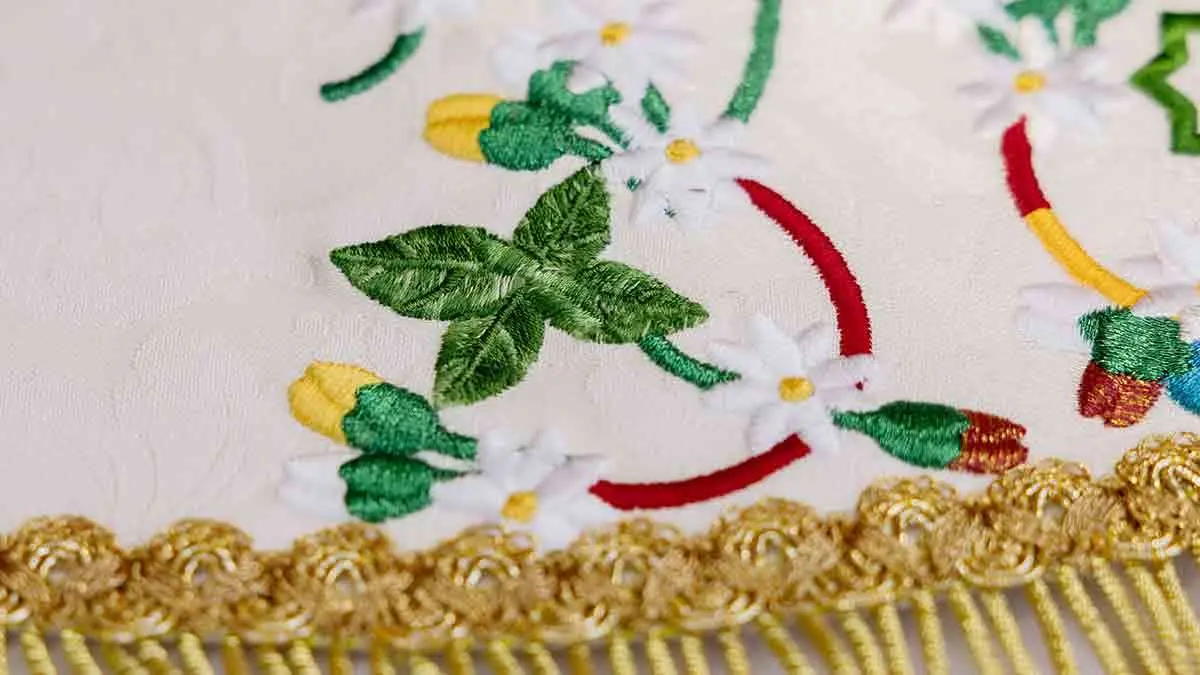 manto-detalle-albahaca