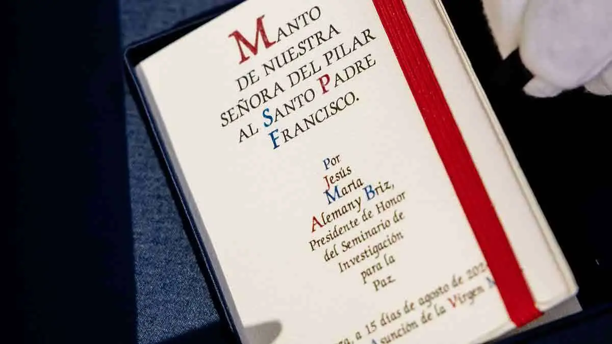 jesus-maria-manto