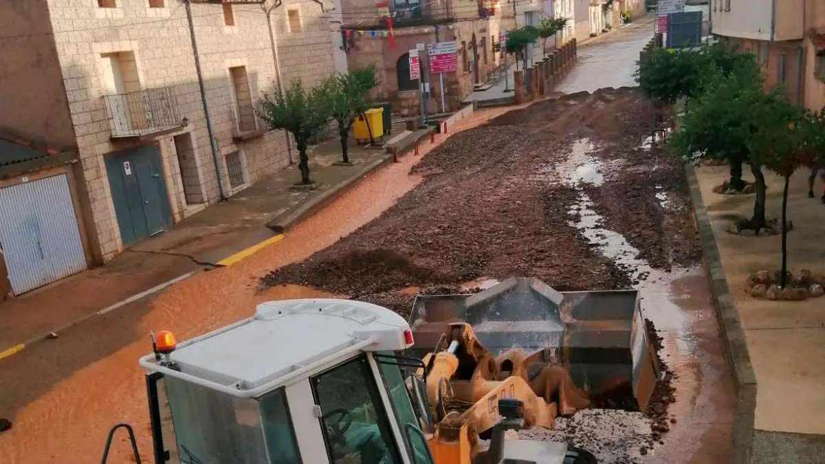 b&aacute;guena-inundaciones-tormentas-desalojo-pabell&oacute;n