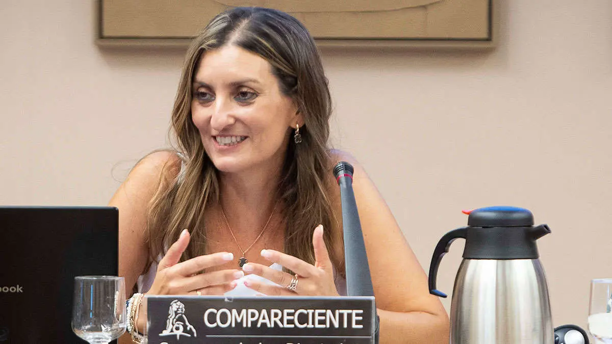 Sara Gim&eacute;nez, durante una comparecencia este verano. Foto: Congreso de los Diputados