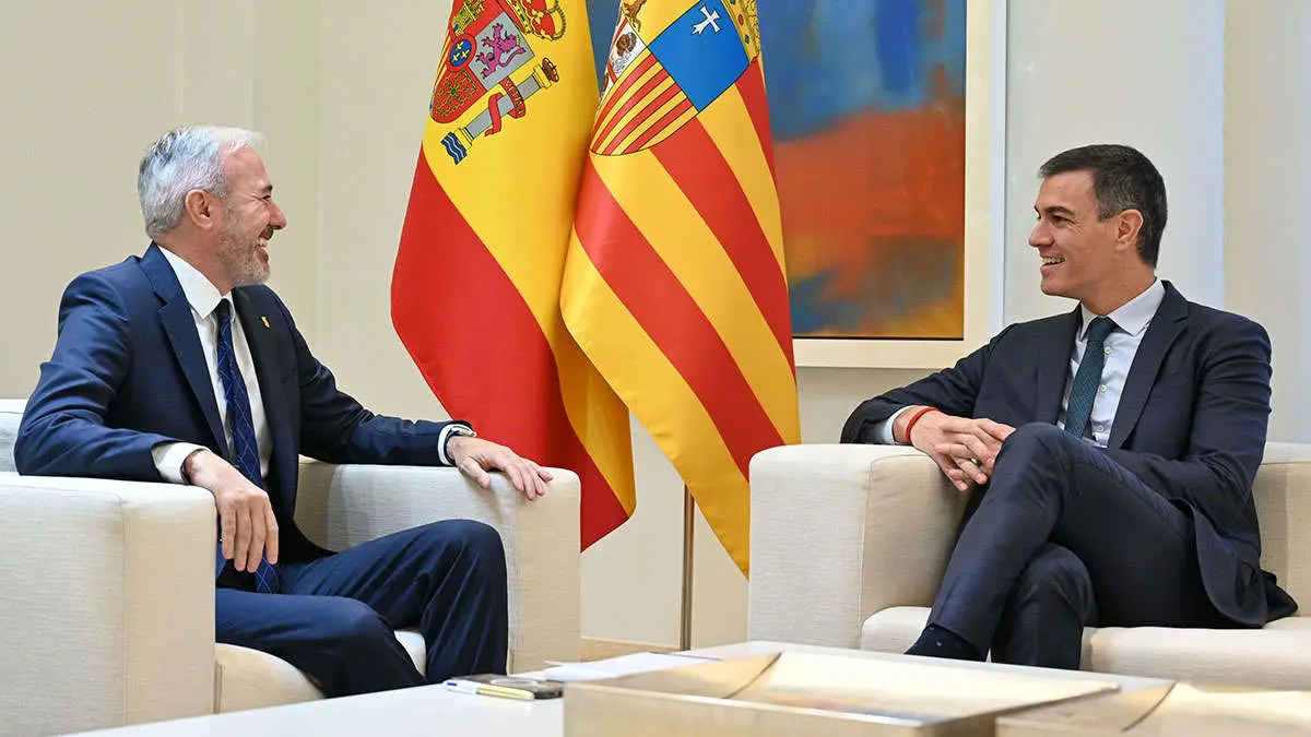 Azc&oacute;n y S&aacute;nchez durante su reuni&oacute;n. Foto: Pool Moncloa