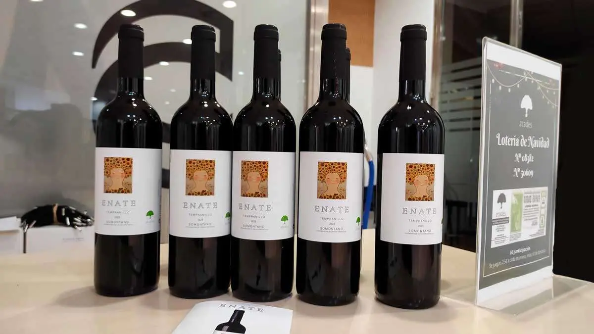 vino-atades