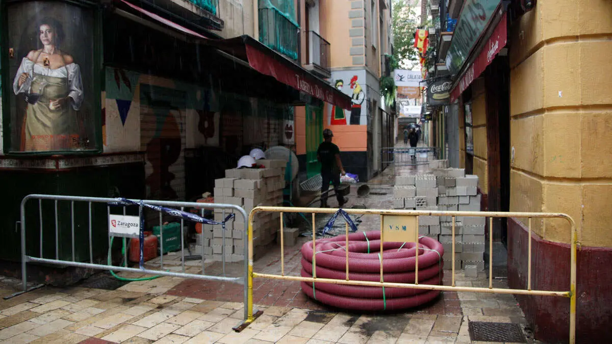 Obra Calle Libertad Sima Zaragoza Tubo
