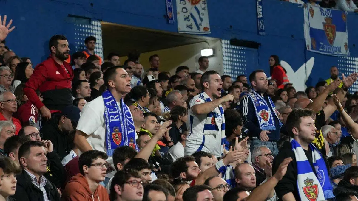 _aficionados_RZ_1-13
