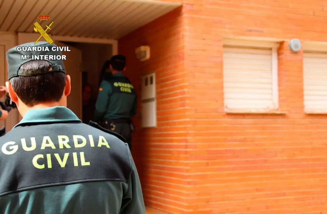 El detenido presentaba un perfil inestable que incrementa el riesgo.