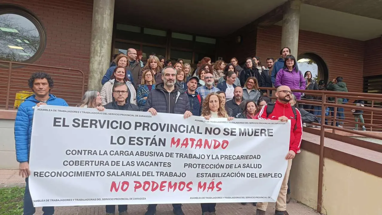 La Secci&oacute;n de Informaci&oacute;n, al lugar donde llaman las personas para pedir informaci&oacute;n y hacer consultas, llevaba un mes cerrada por falta de trabajadores