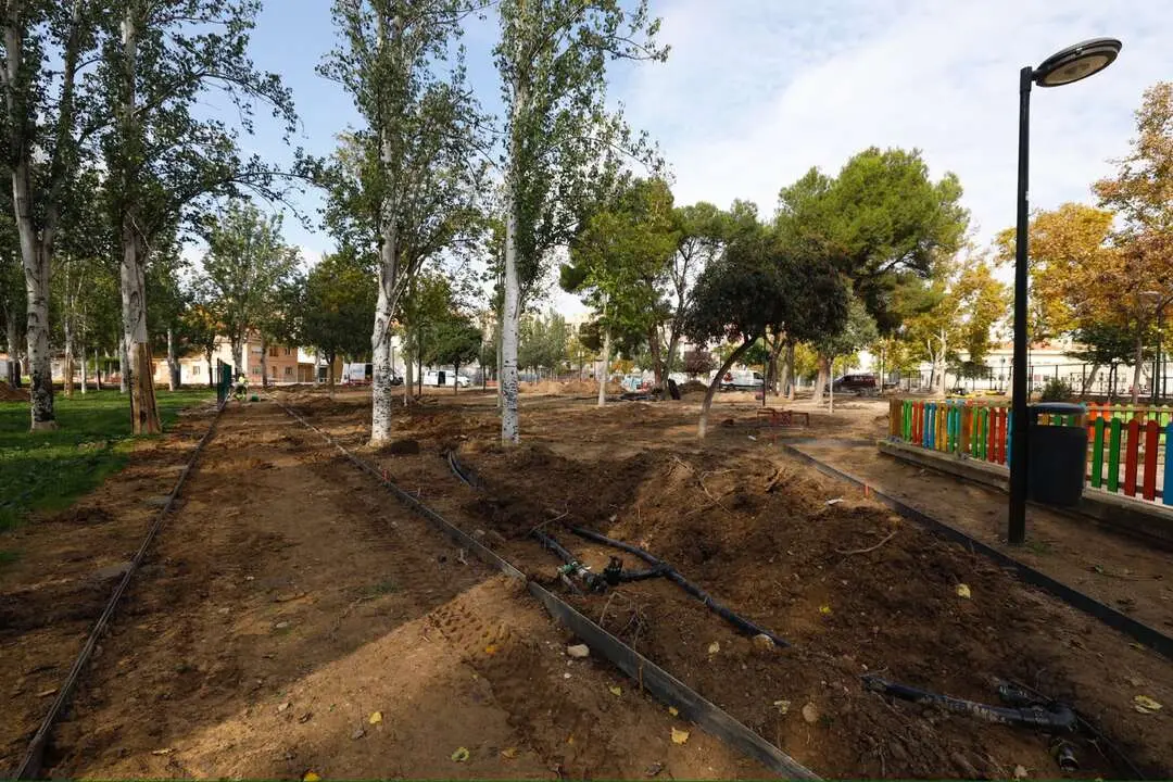 Las obras avanzan con el replanteo de sus andadores y la definici&oacute;n de los nuevos espacios. | Firma: Ayuntamiento de Zaragoza